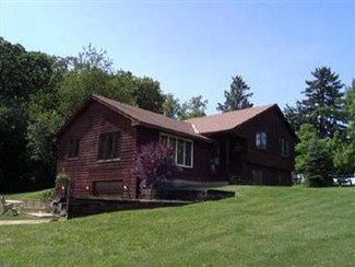 8892 N Leaf River Rd, Leaf River, IL 61047