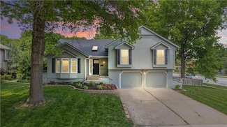 1728 SE 7th Terrace, Lees Summit, MO 64063