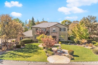 9825 Spyglass Cir, Auburn, CA 95602