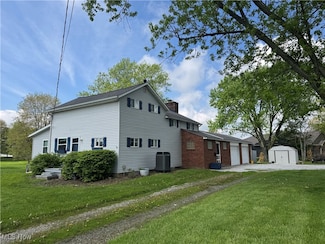 8892 Akron Rd, Marshallville, OH 44645