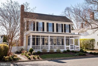 218 E Chestnut St, Saint Michaels, MD 21663