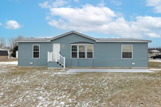 548 Harwood Ct Unit 141, Eaton Rapids, MI 48827