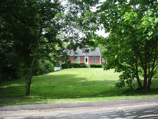 492 Rear Tremont, Taunton, MA 02780