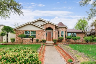 1919 E Branch Hollow Dr, Carrollton, TX 75007