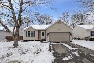 1592 Magoffin Ave, Obetz, OH 43207