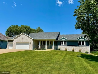 5755 232nd St W, Faribault, MN 55021