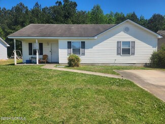 1100 Jessica St, Elizabeth City, NC 27909