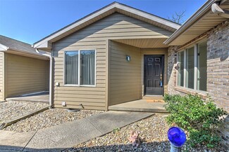 2120 S Imboden Place, Decatur, IL 62521
