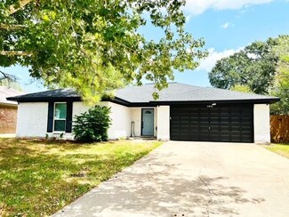 4840 Slade Ben Ln, Alvin, TX 77511