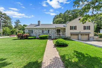 8 Mary Mount Rd, Auburndale, MA 02466