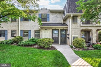 125 Valleybrook Dr, Lancaster, PA 17601