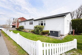 31 Massasoit Ave, Marshfield, MA 02050