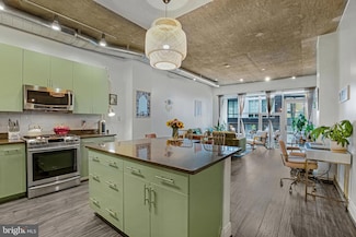 929 Florida Ave NW Unit 2001, Washington, DC 20001
