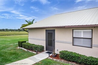 1502 Villaway W, Sebring, FL 33876
