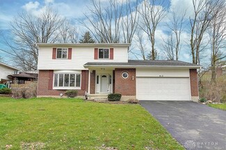 913 Lantern Glow Trail, Dayton, OH 45431