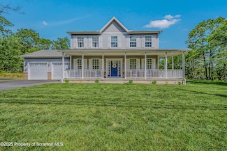 1612 Whitetail Run, Moscow, PA 18444