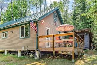 5 Pine Ln, Dallas Plantation, ME 04970