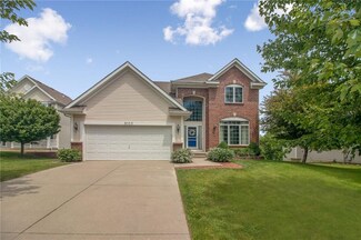 9103 Telford Cir, Johnston, IA 50131