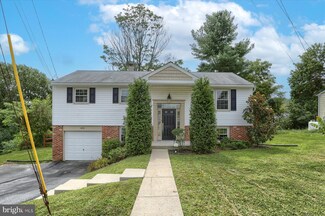 892 W Chestnut St, Coatesville, PA 19320