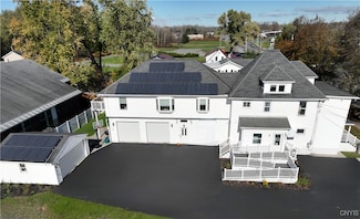 337 N Peterboro St, Canastota, NY 13032