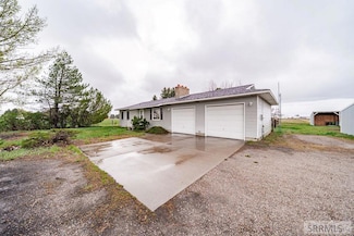 7574 B S 45th W, Idaho Falls, ID 83402