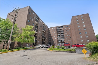 5600 Munhall Rd Unit 606, Pittsburgh, PA 15217