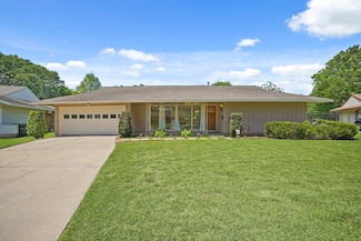 11002 Waxwing St, Houston, TX 77035