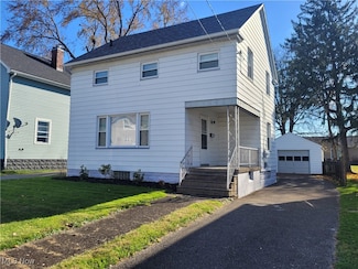 418 W Wilson St, Struthers, OH 44471