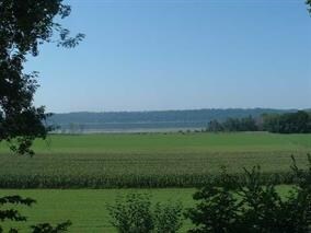 5644 River Lane Rd, Potosi, WI 53820