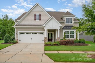 3008 Arches Bluff Cir, Lancaster, SC 29720
