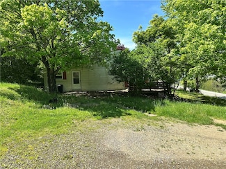 4955 Bulltown Rd, Murrysville, PA 15668