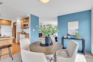 722 N 92nd St Unit 1, Seattle, WA 98103