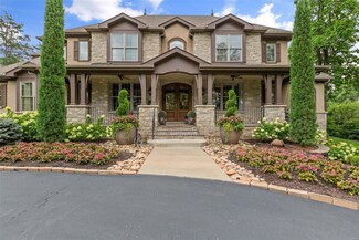 99 Clermont Ln, St. Louis, MO 63124