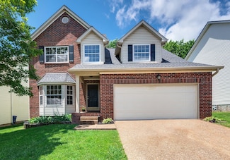 2210 Falcon Creek Dr, Franklin, TN 37067