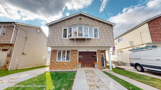 89 Escanaba Ave, Staten Island, NY 10308