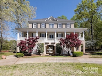 1025 Spyglass Ln, Waxhaw, NC 28173