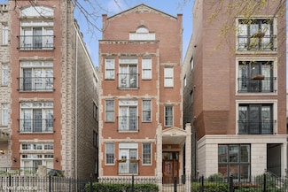 917 W Altgeld St Unit 3, Chicago, IL 60614