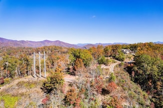 15&16 Olson Way, Whittier, NC 28713