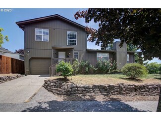 904 E 26th St, Vancouver, WA 98663