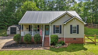 129 Eastview Dr, Pickens, SC 29671