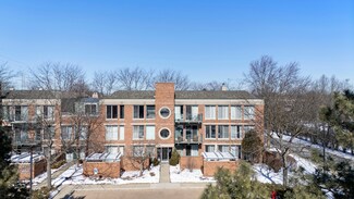 4010 Arbor Ln Unit 101, Northfield, IL 60093