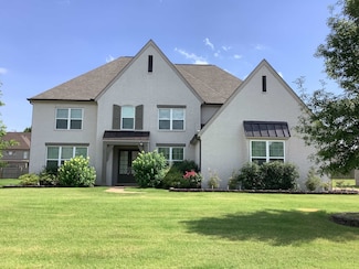 455 Tender Oaks Ln N, Collierville, TN 38017