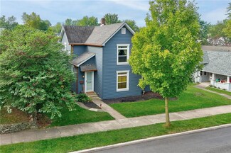 309 W State St, Pendleton, IN 46064