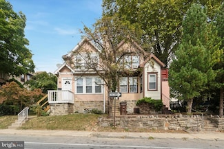 21 S Wycombe Ave, Lansdowne, PA 19050