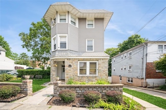 93 Edgewood Ave, Yonkers, NY 10704