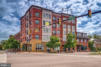 1107 S Walter Reed Dr Unit 202, Arlington, VA 22204
