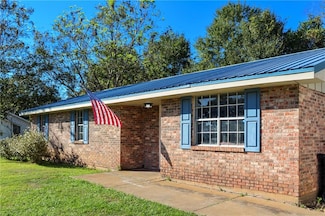 8030 Easyway St, Irvington, AL 36544