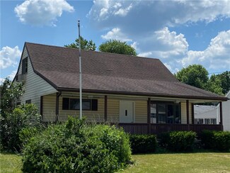 3736 Prospect St, Mogadore, OH 44260