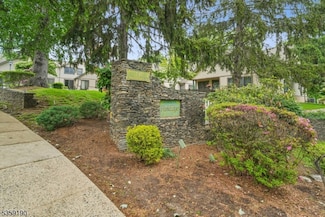 83 Park Edge Condo Unit 3C, Berkeley Heights Twp., NJ 07922