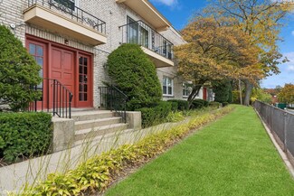 2101 Saint Johns Ave Unit C, Highland Park, IL 60035